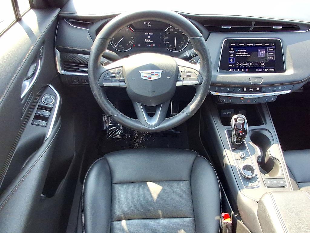 Thumbnail: 2023 Cadillac XT4 - 13