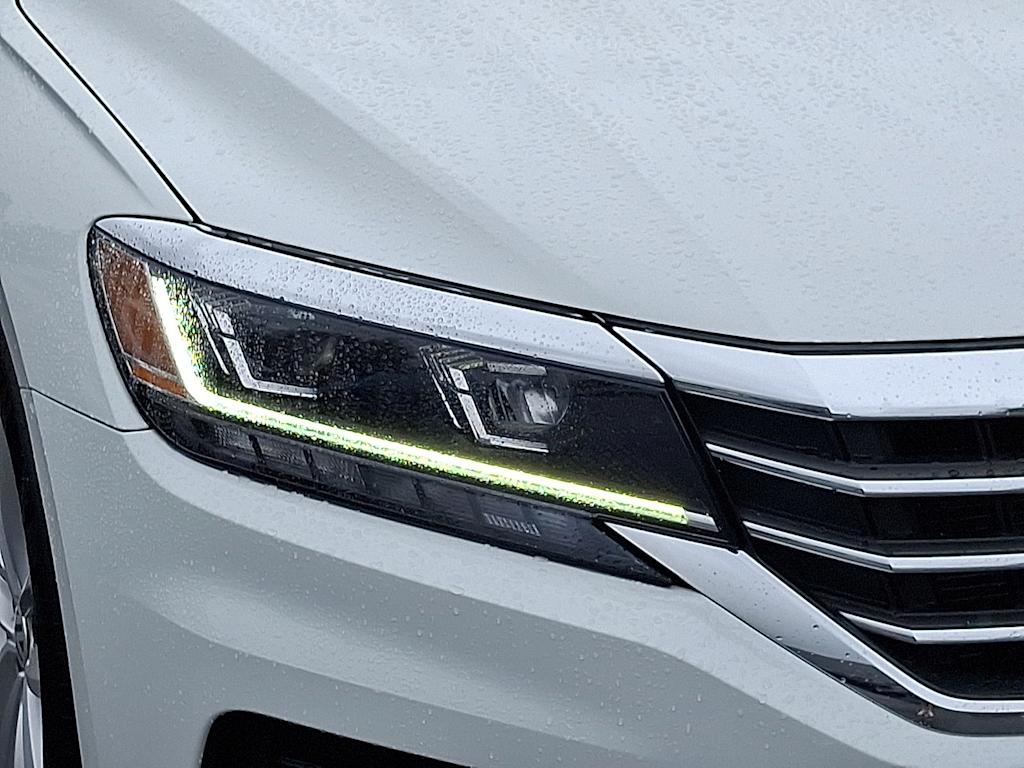 Thumbnail: 2020 Volkswagen Passat - 28