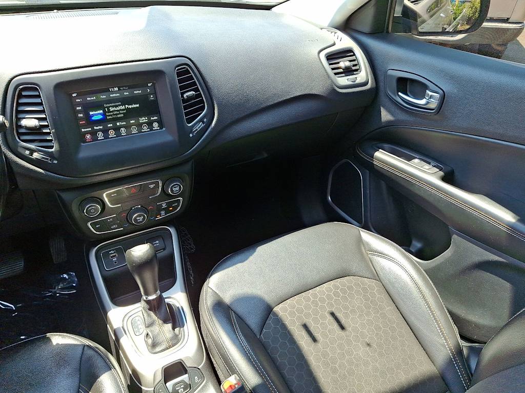 Thumbnail: 2020 Jeep Compass - 9