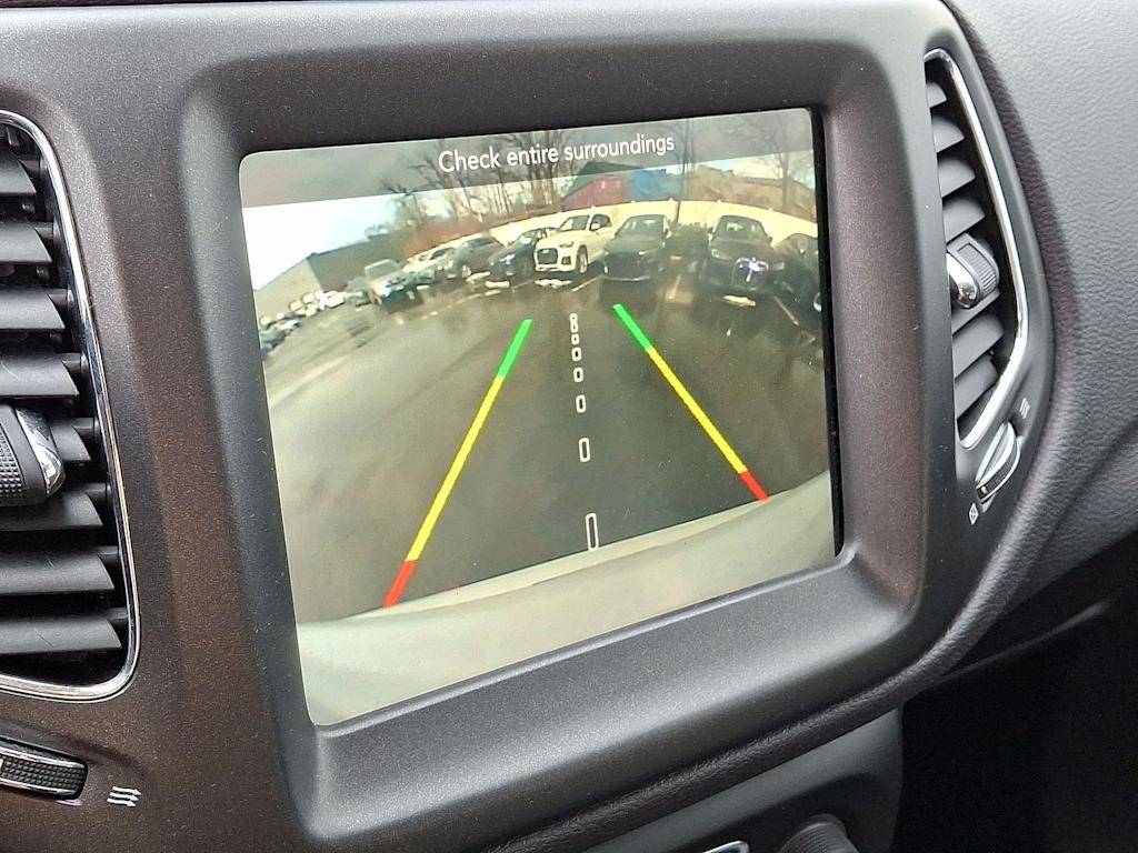 Thumbnail: 2018 Jeep Compass - 20