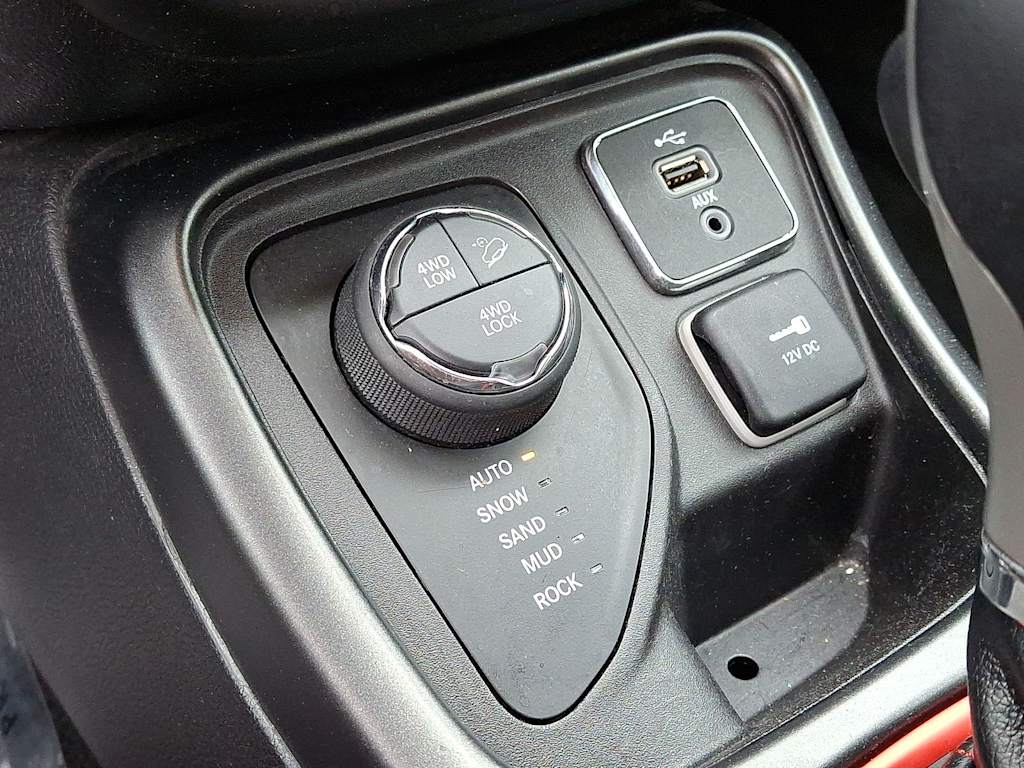 Thumbnail: 2018 Jeep Compass - 23