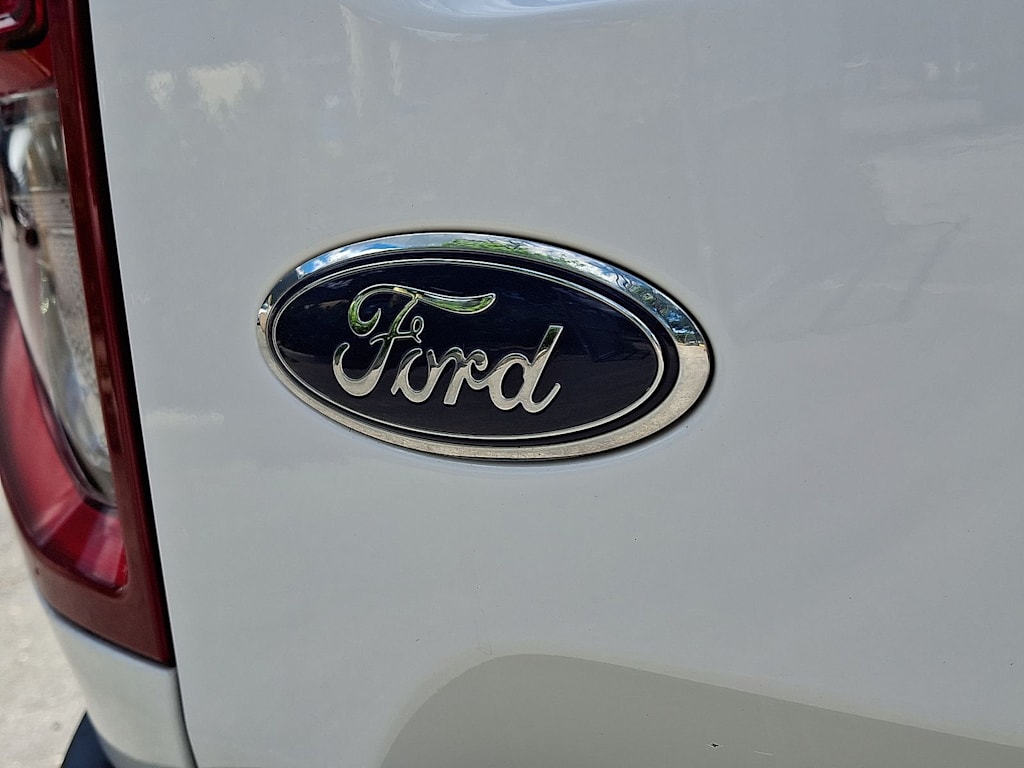 Thumbnail: 2022 Ford Bronco Sport - 7