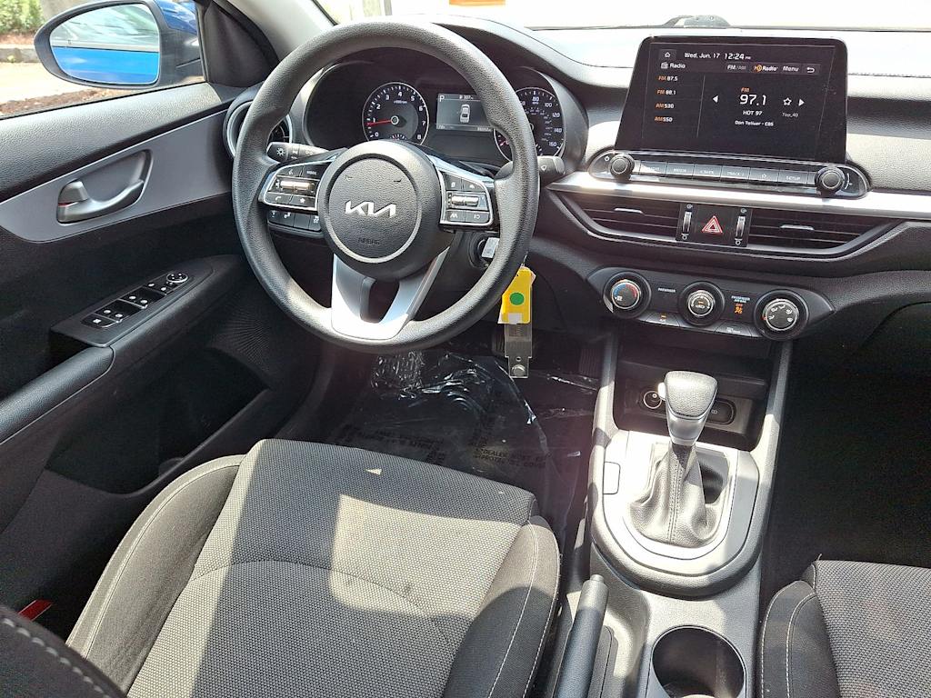Thumbnail: 2024 Kia Forte - 12
