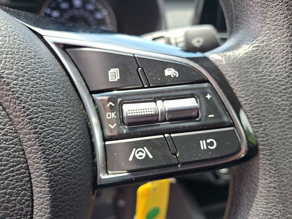 Thumbnail: 2024 Kia Forte - 28