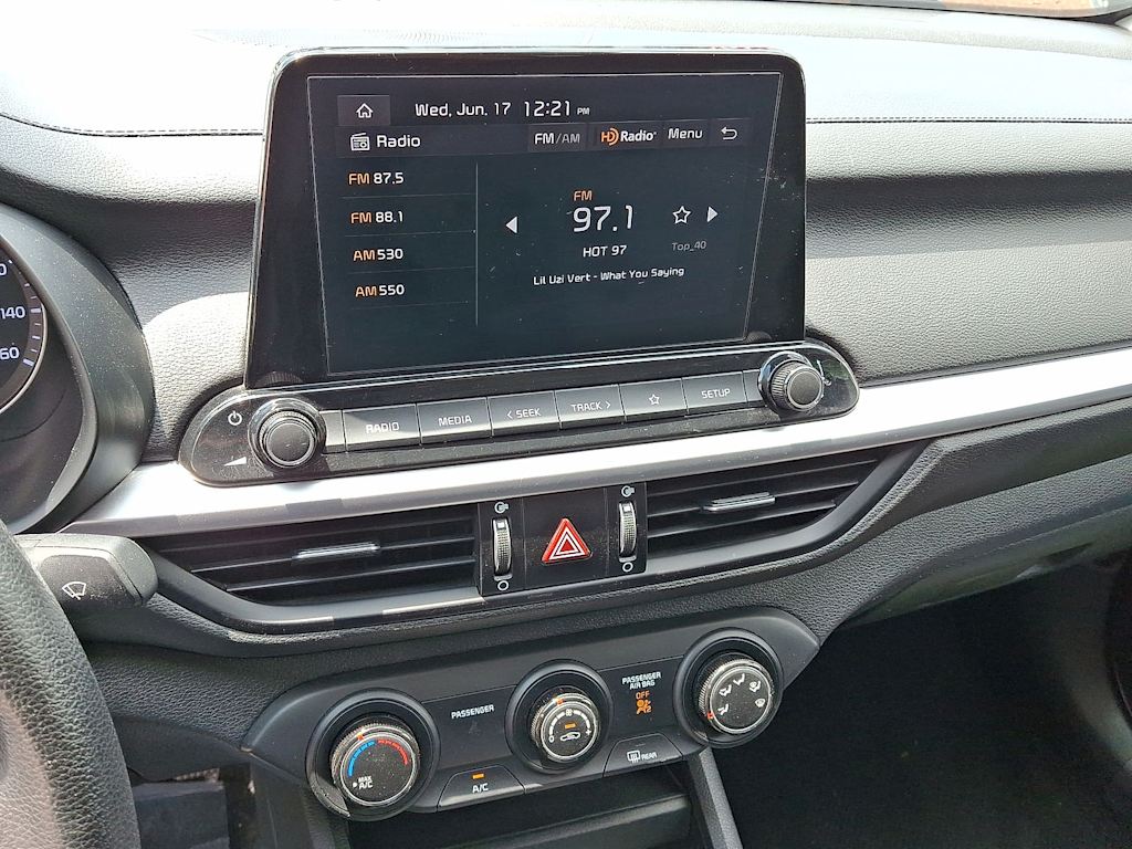 Thumbnail: 2024 Kia Forte - 14