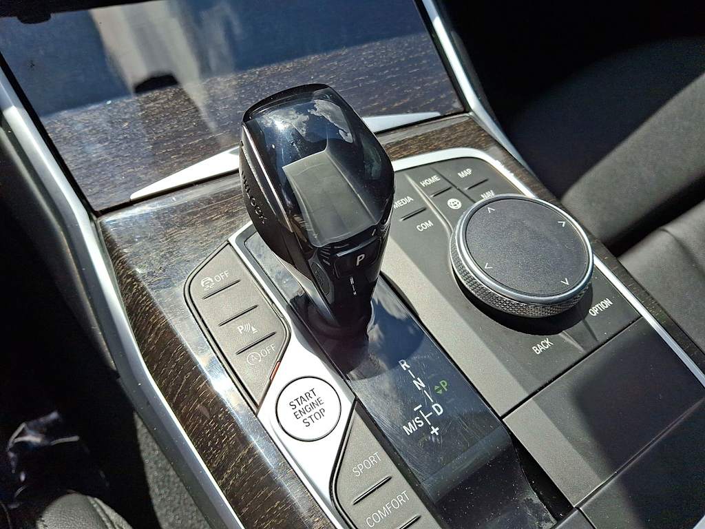 Thumbnail: 2021 BMW 3 Series - 24