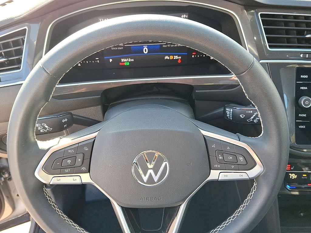 Thumbnail: 2023 Volkswagen Tiguan - 2