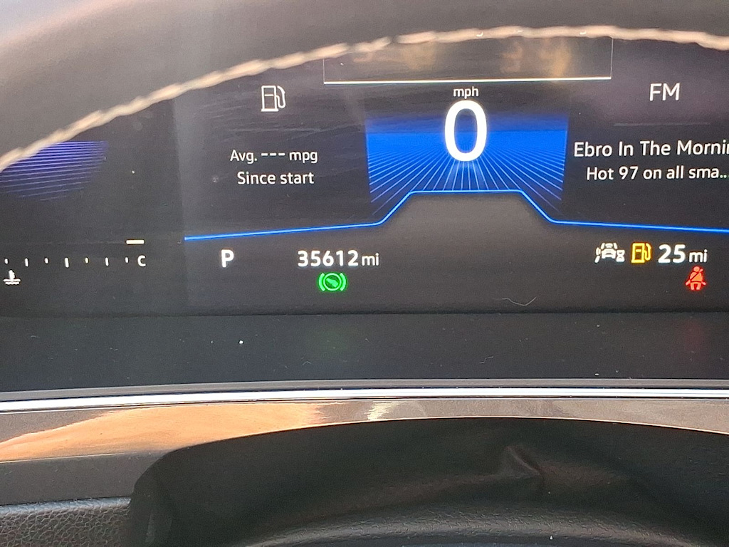 Thumbnail: 2023 Volkswagen Tiguan - 14