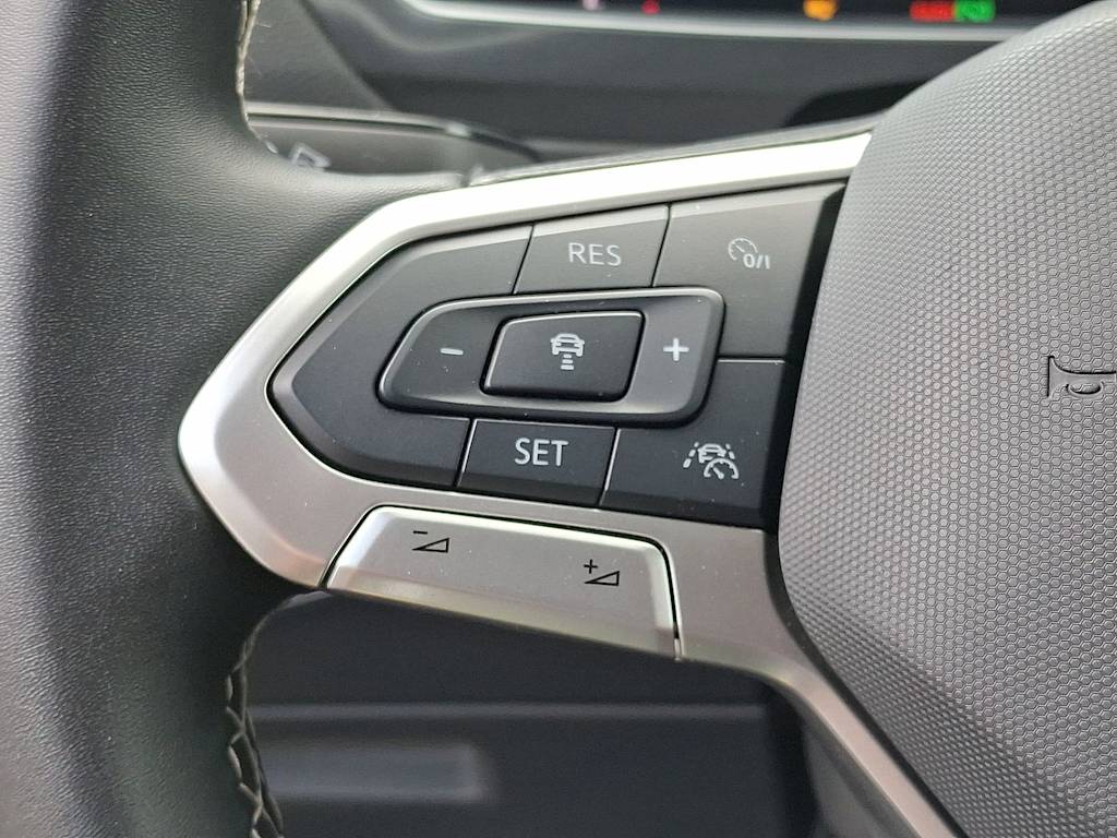 Thumbnail: 2024 Volkswagen Tiguan - 19