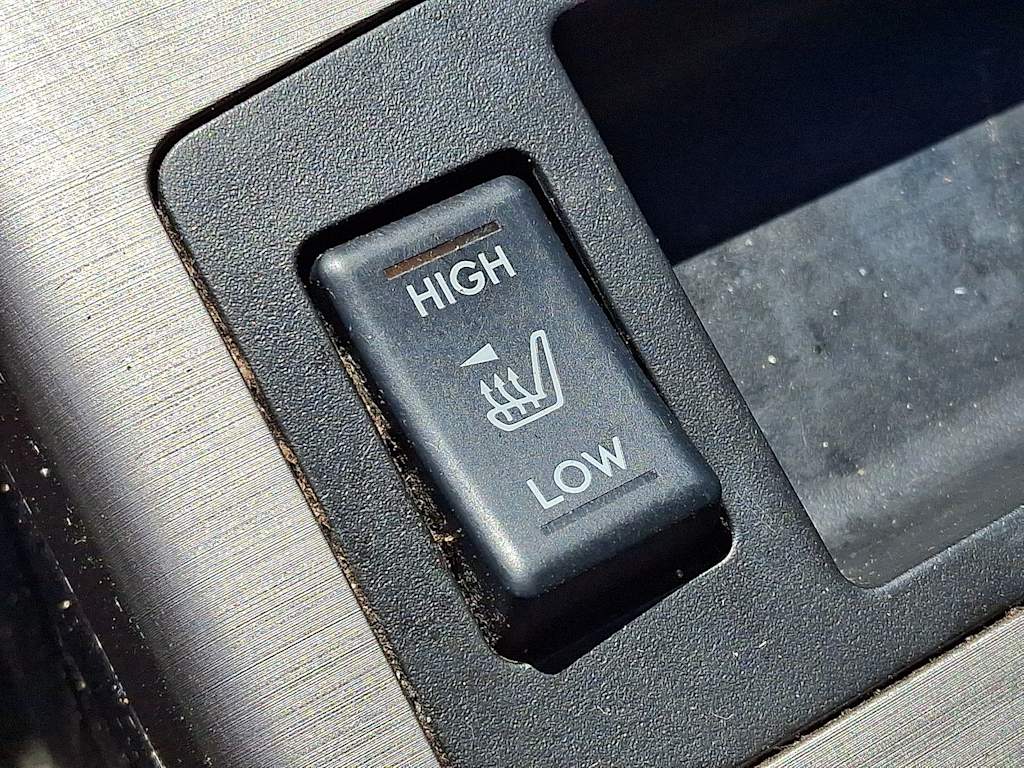 Thumbnail: 2012 Subaru Outback - 16