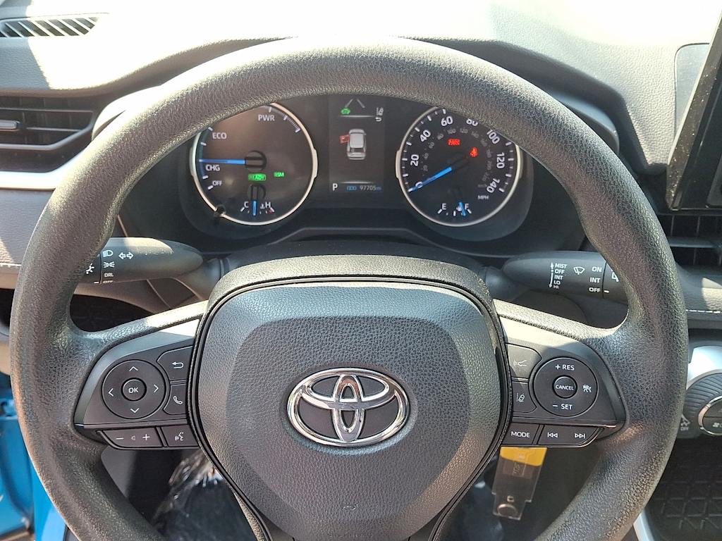 Thumbnail: 2021 Toyota RAV4 - 21