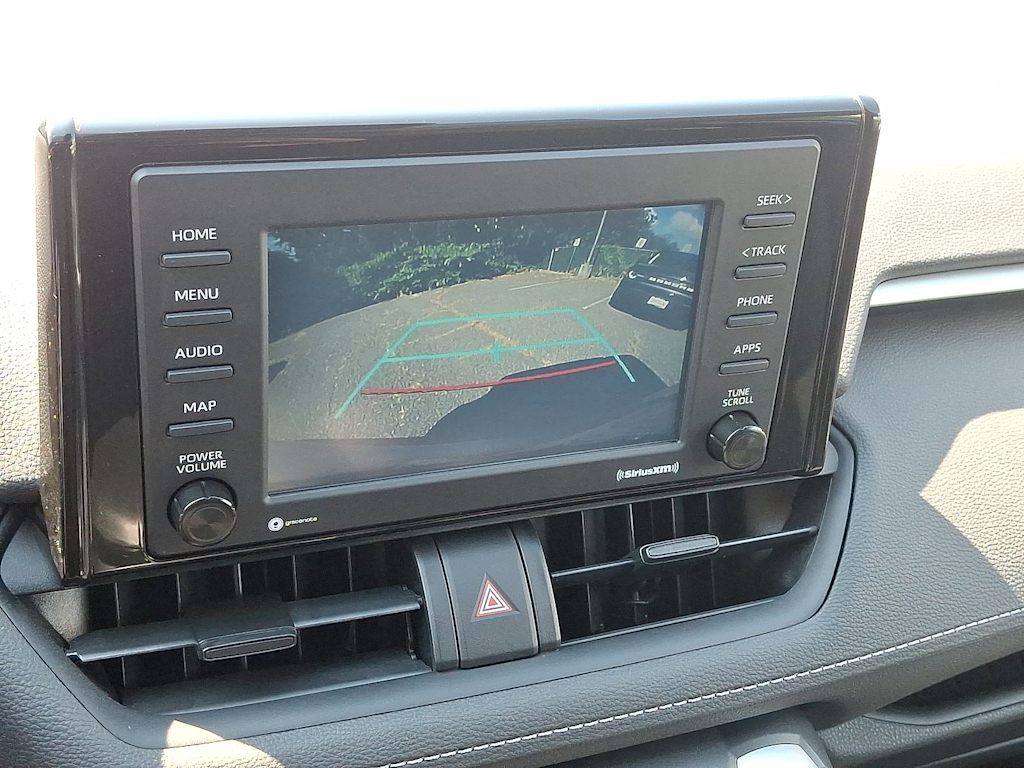 Thumbnail: 2021 Toyota RAV4 - 20