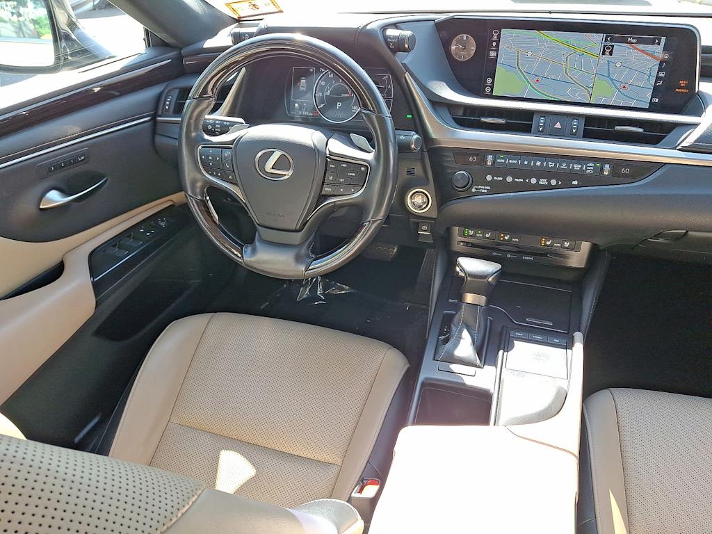 Thumbnail: 2019 Lexus ES - 12