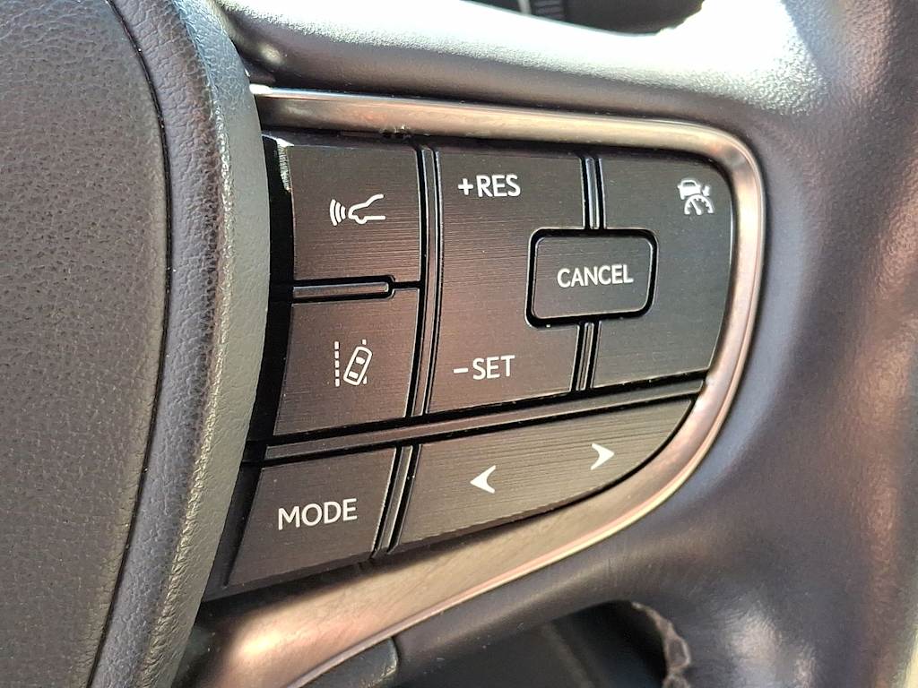 Thumbnail: 2019 Lexus ES - 28