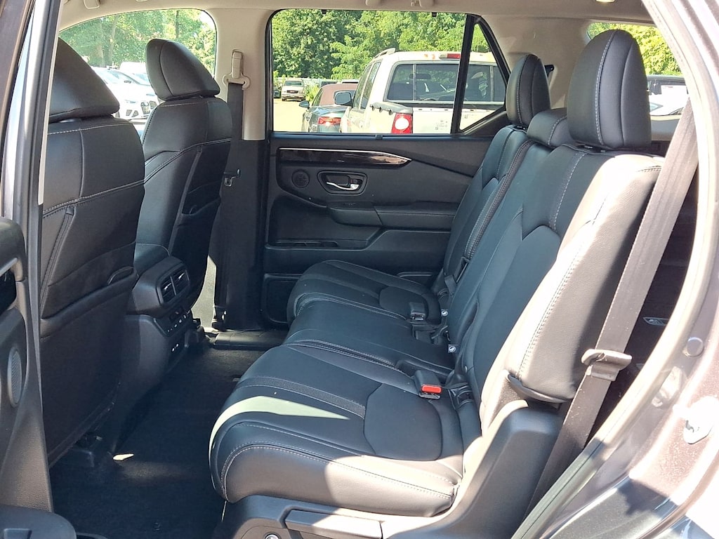 Thumbnail: 2024 Honda Pilot - 28