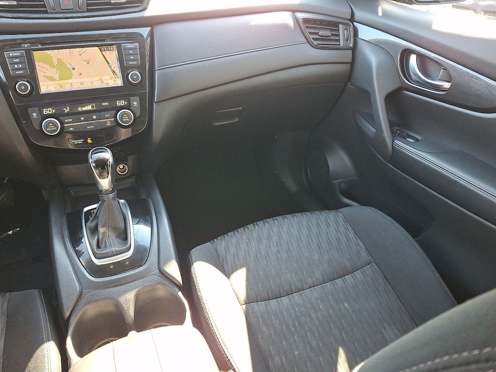 Thumbnail: 2018 Nissan Rogue - 22
