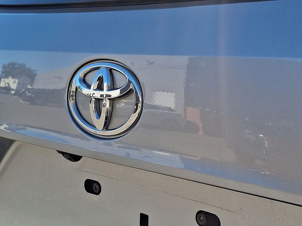 Thumbnail: 2020 Toyota Highlander - 6