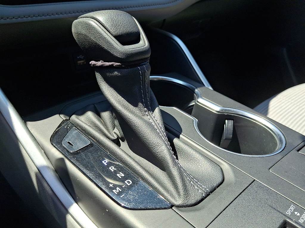 Thumbnail: 2023 Toyota Highlander - 12