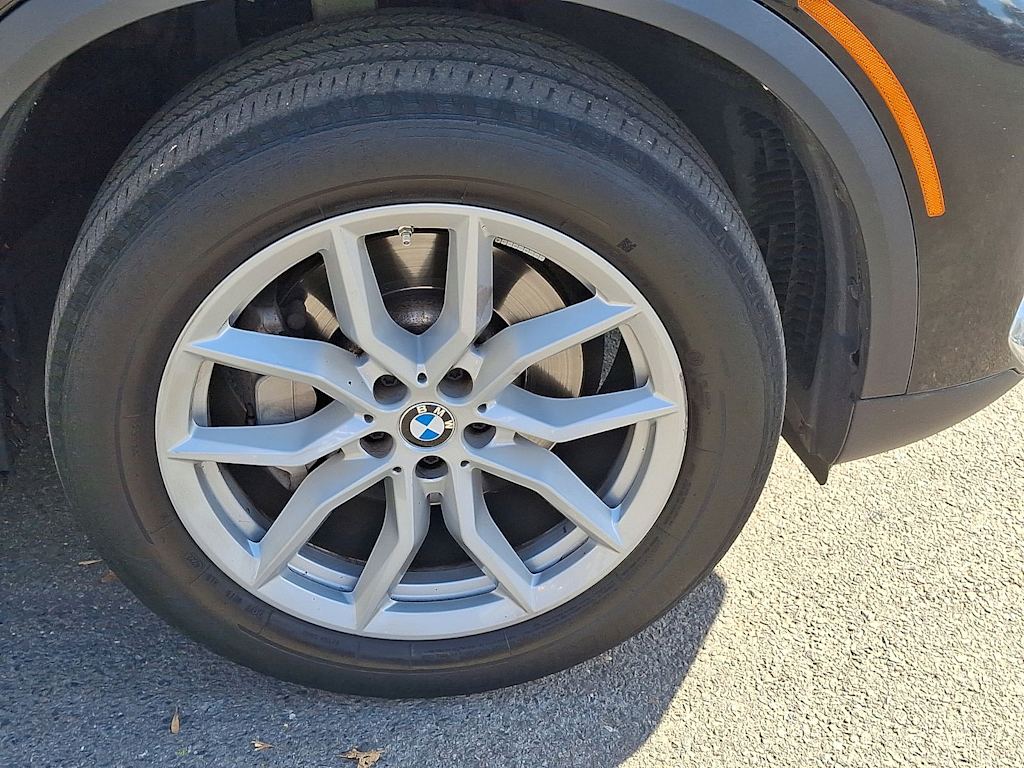 Thumbnail: 2023 BMW X5 - 8