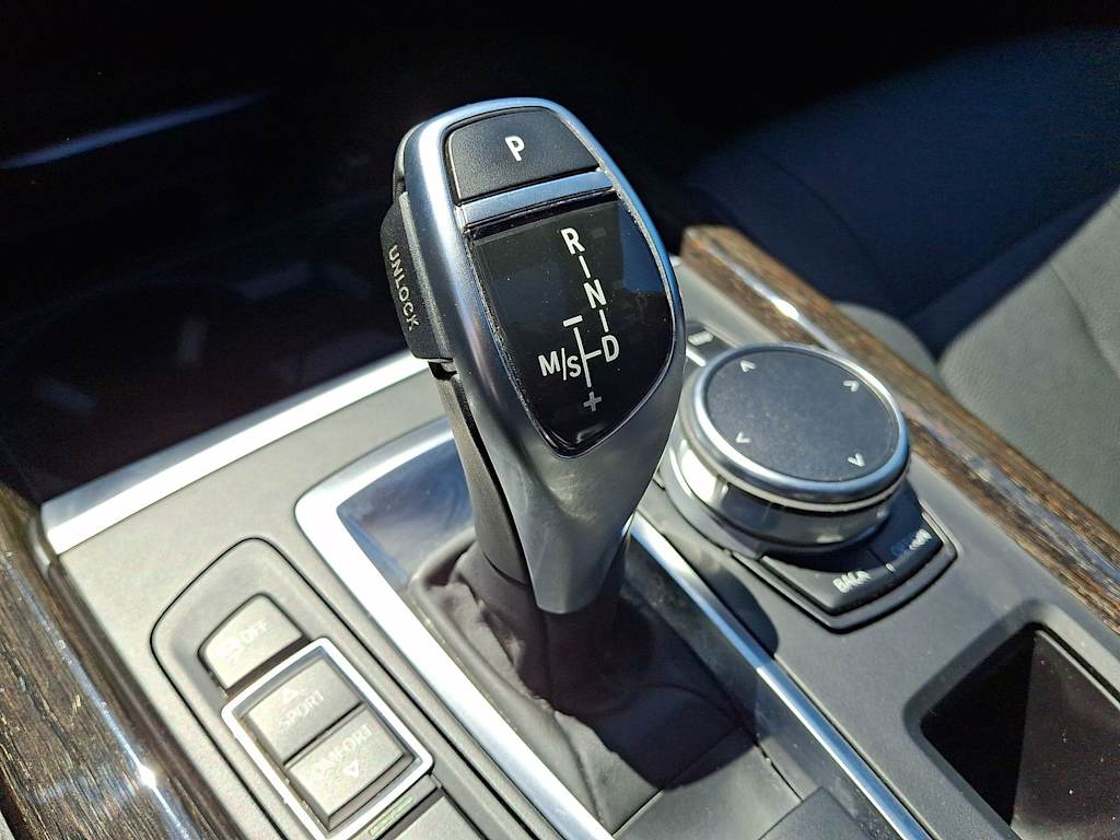 Thumbnail: 2018 BMW X5 - 15
