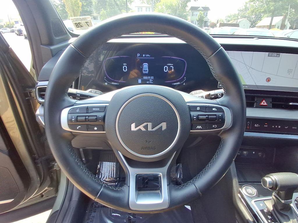 Thumbnail: 2023 Kia Sportage - 12
