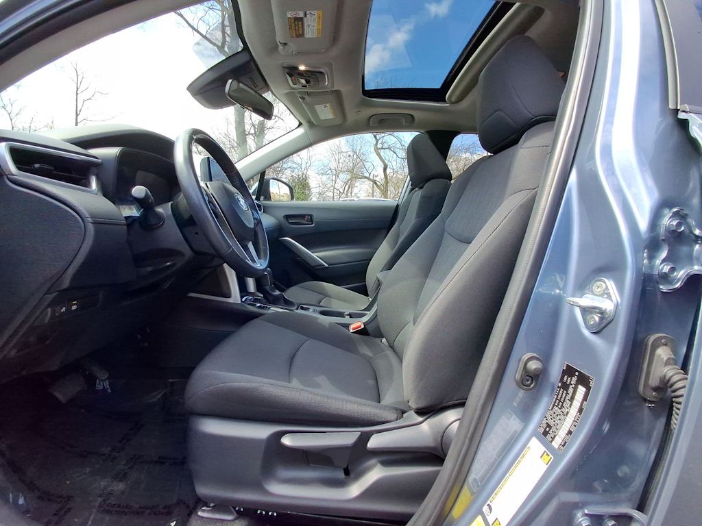 2024 Toyota Corolla Cross LE 9