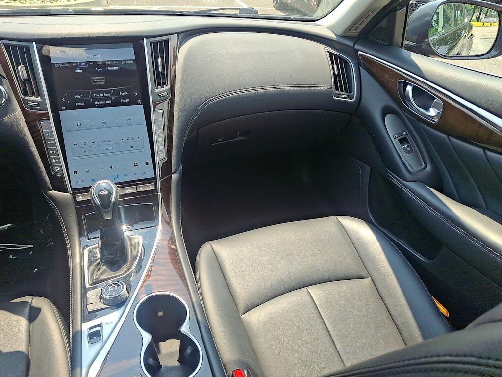 Thumbnail: 2019 INFINITI Q50 - 9