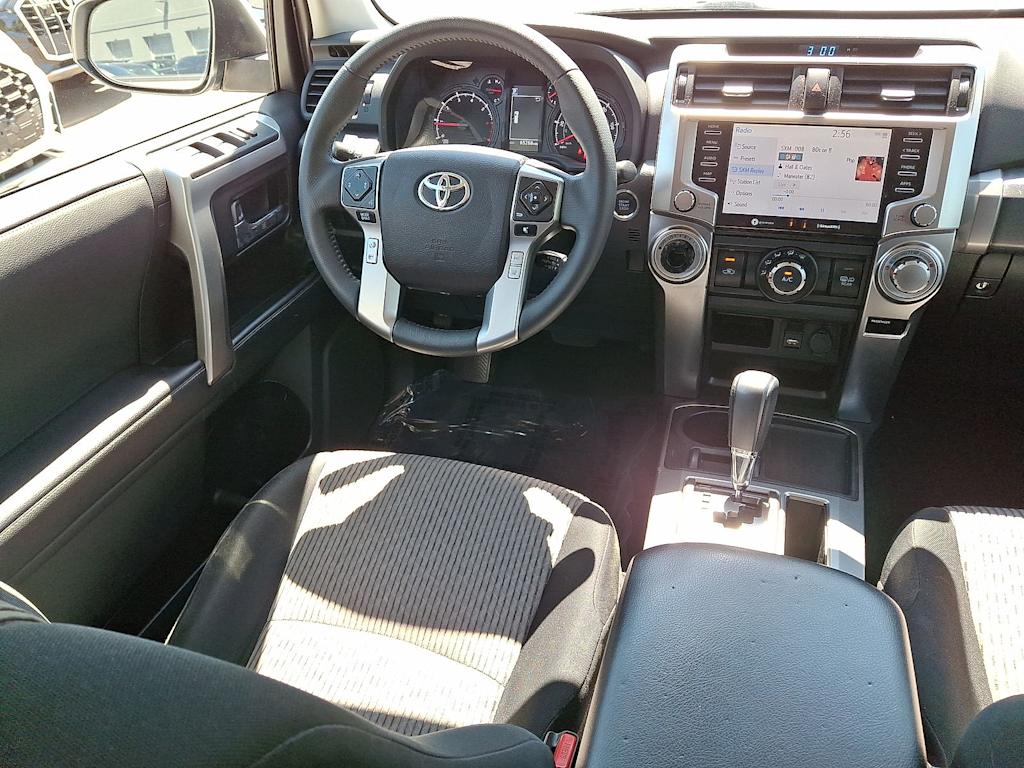 Thumbnail: 2022 Toyota 4Runner - 12