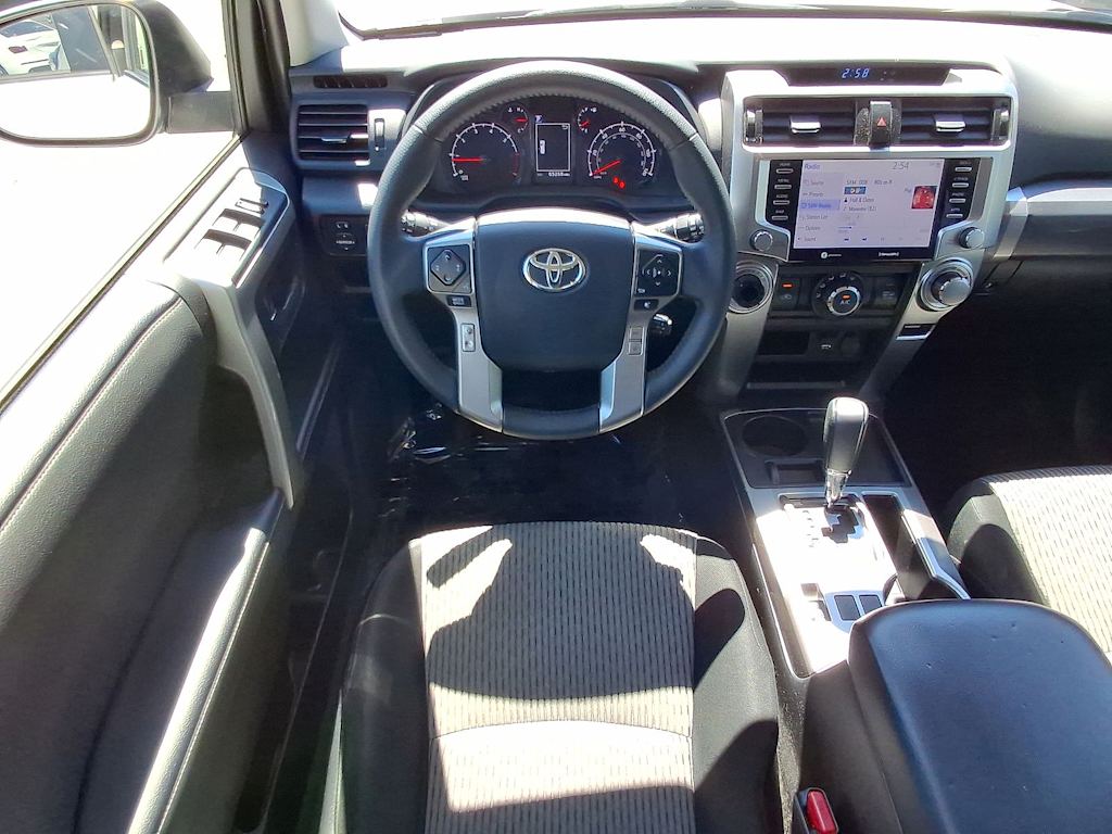 Thumbnail: 2022 Toyota 4Runner - 30