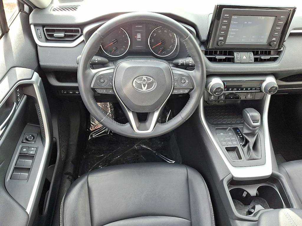 Thumbnail: 2019 Toyota RAV4 - 2