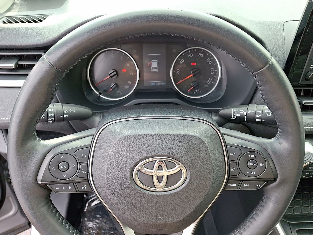 Thumbnail: 2019 Toyota RAV4 - 21