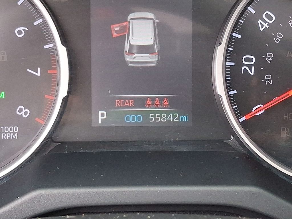 Thumbnail: 2019 Toyota RAV4 - 13