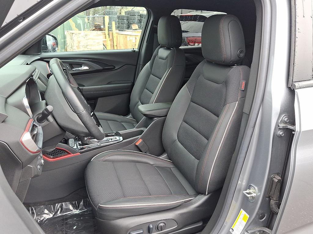 Thumbnail: 2023 Chevrolet TrailBlazer - 10