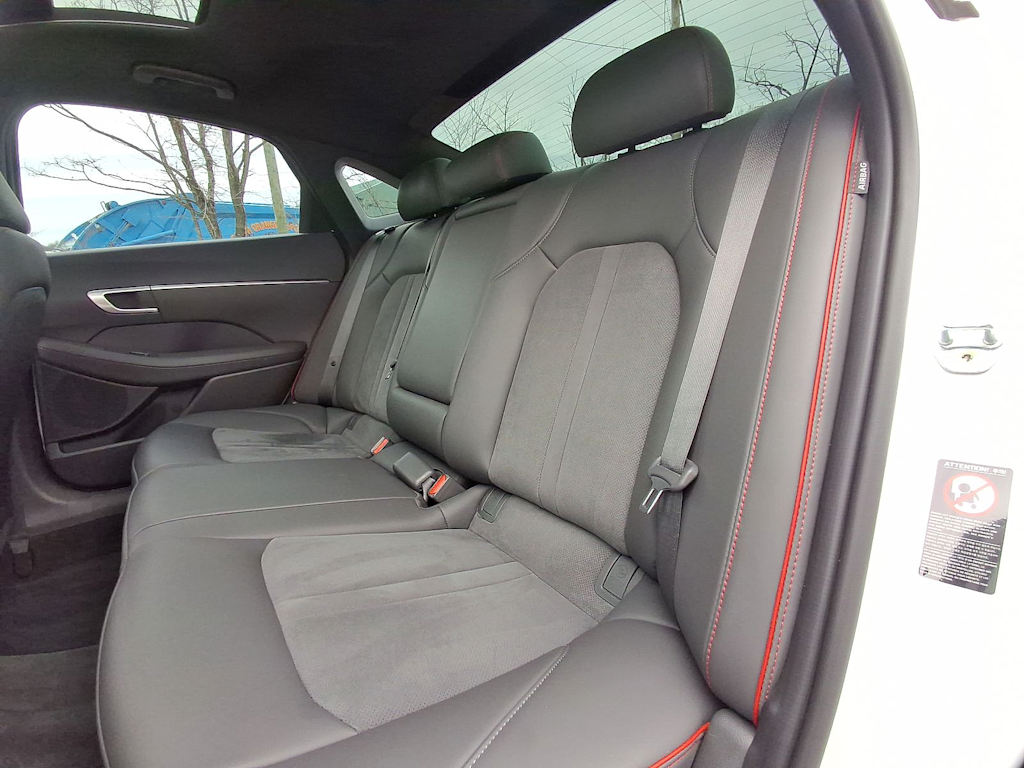 Thumbnail: 2022 Hyundai Sonata - 11