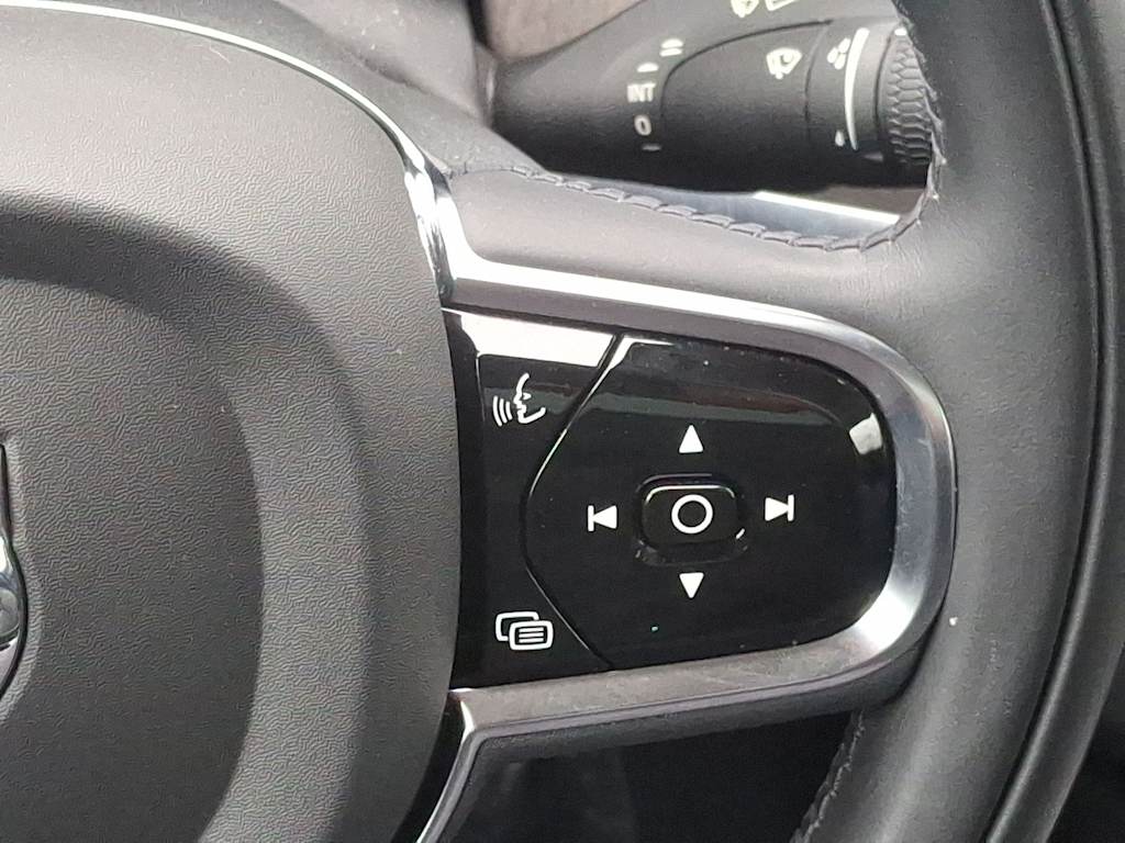 2022 Volvo S90 B6 Inscription 22