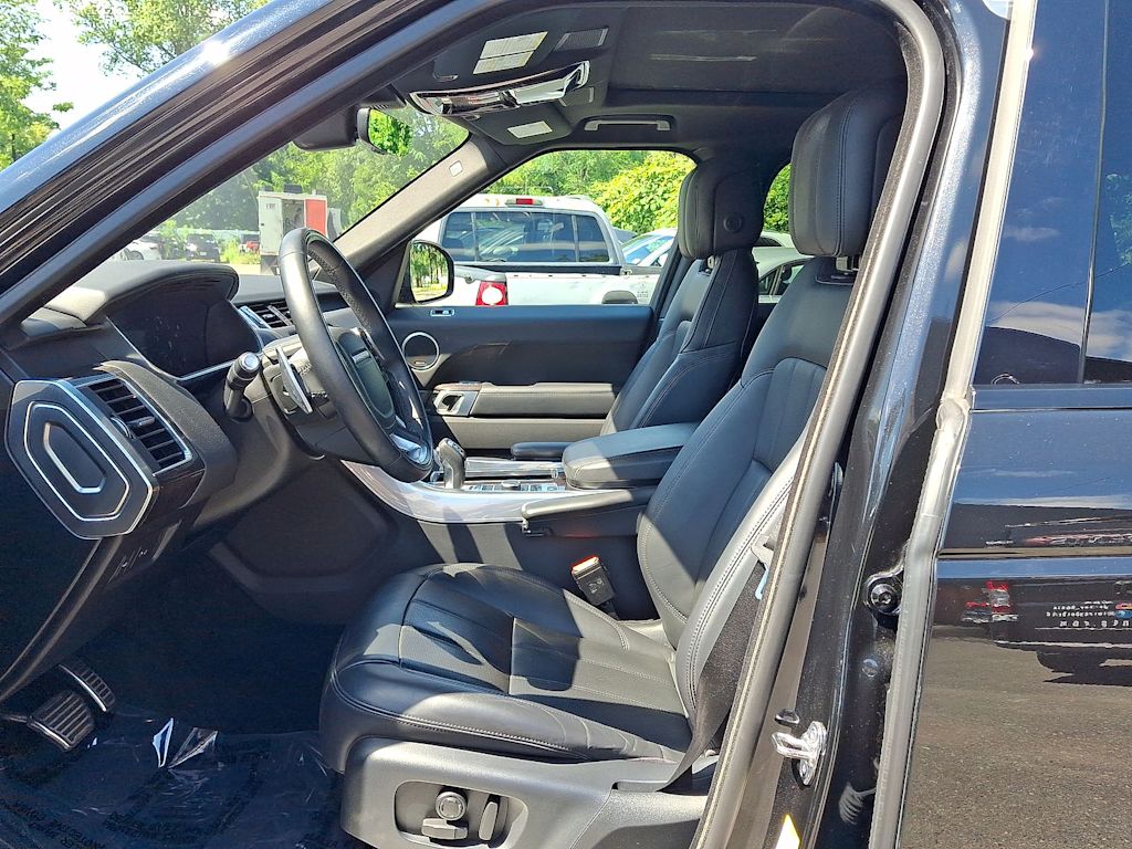 Thumbnail: 2021 Land Rover Range Rover Sport - 8