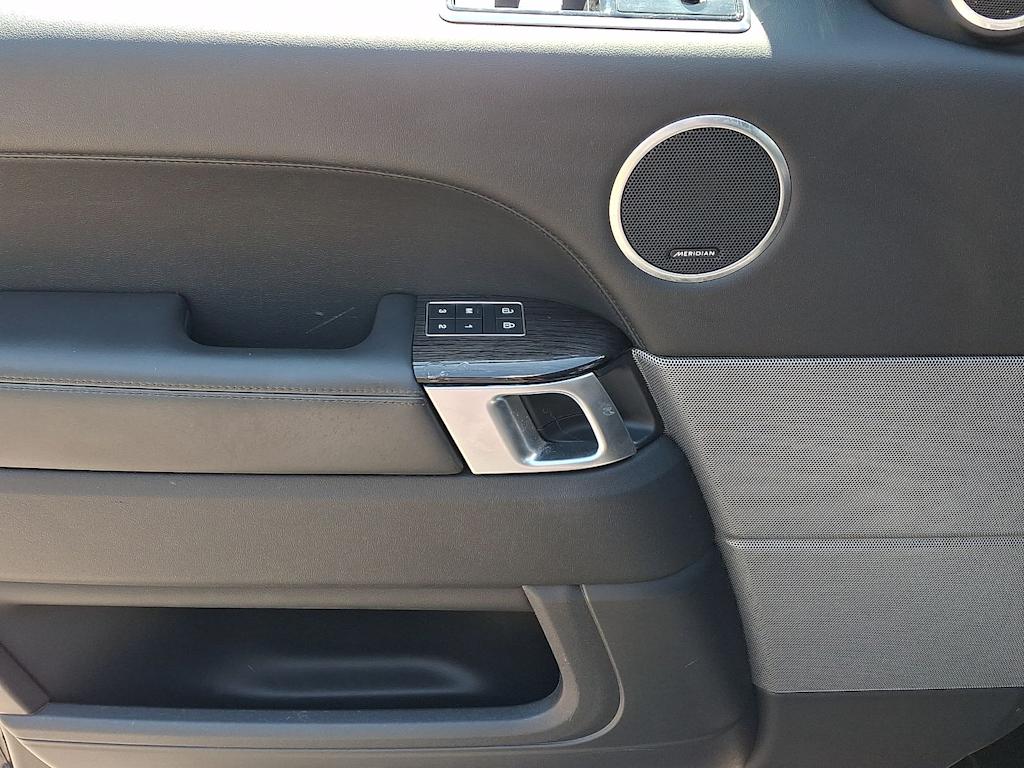 Thumbnail: 2021 Land Rover Range Rover Sport - 17