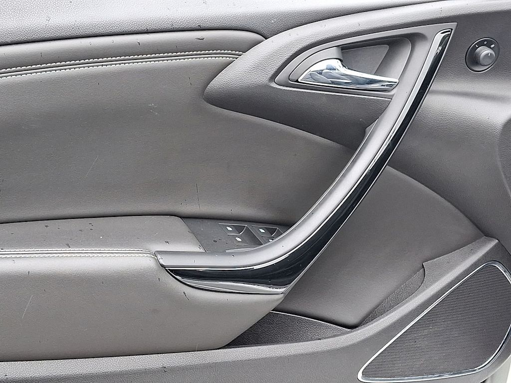 Thumbnail: 2018 Buick Cascada - 19