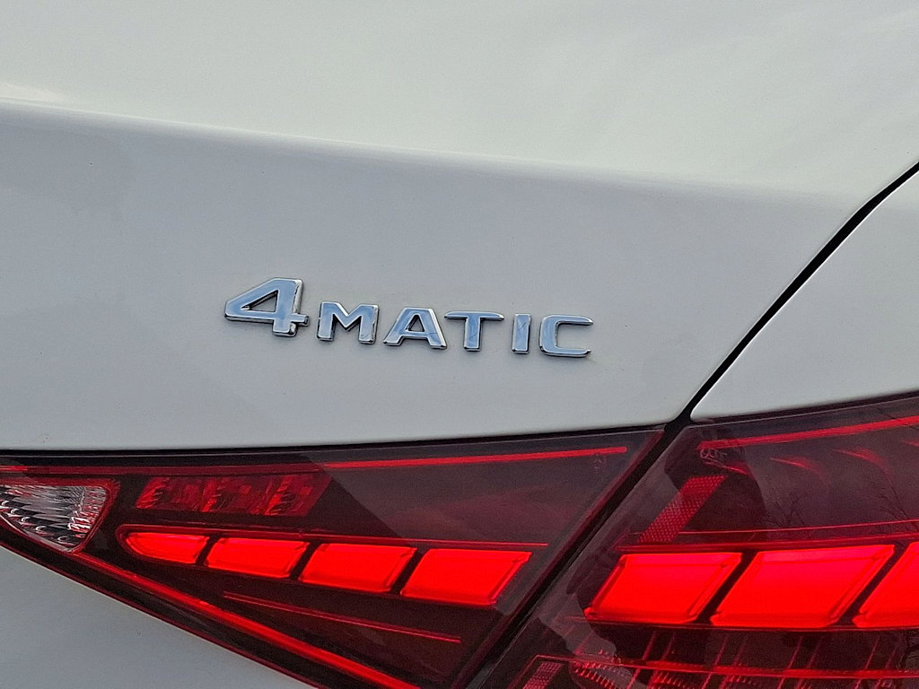 Thumbnail: 2023 Mercedes-Benz C-Class - 7