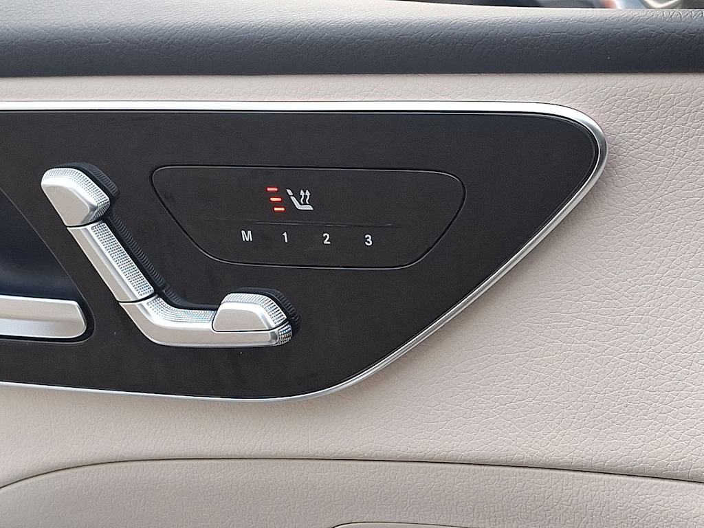 Thumbnail: 2023 Mercedes-Benz C-Class - 23