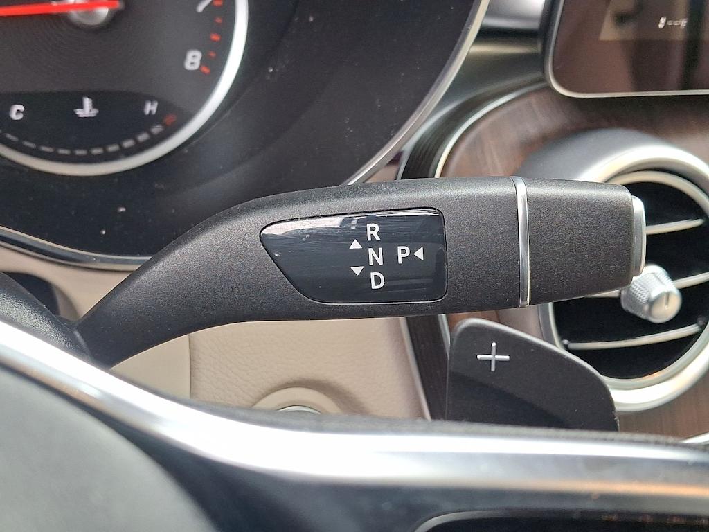 Thumbnail: 2022 Mercedes-Benz GLC - 13