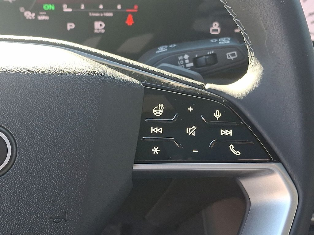 Thumbnail: 2025 Audi Q5 - 22