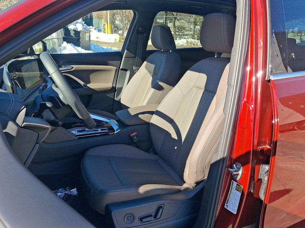 Thumbnail: 2025 Audi Q5 - 10