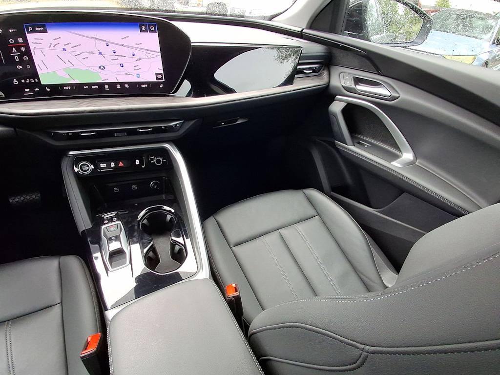 Thumbnail: 2025 Audi Q5 - 15