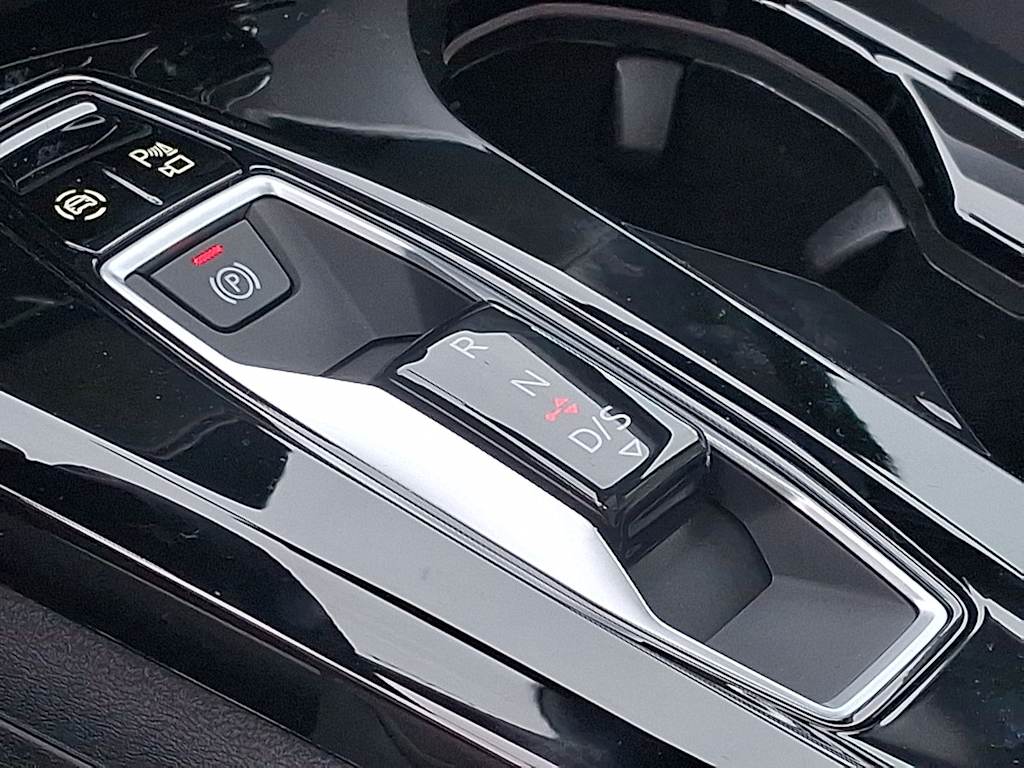 Thumbnail: 2026 Audi Q5 - 6