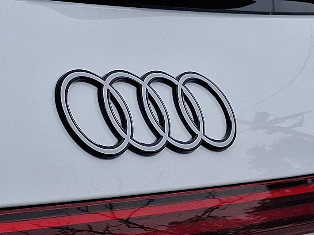 Thumbnail: 2026 Audi Q5 - 17
