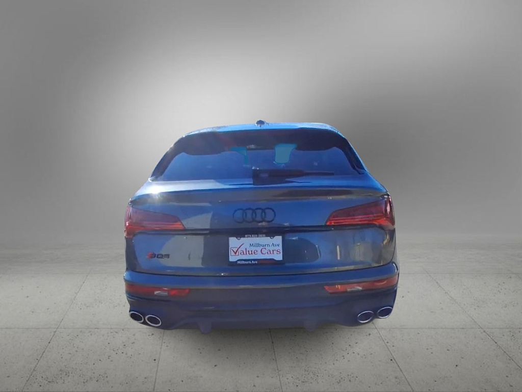 Thumbnail: 2023 Audi SQ5 - 17