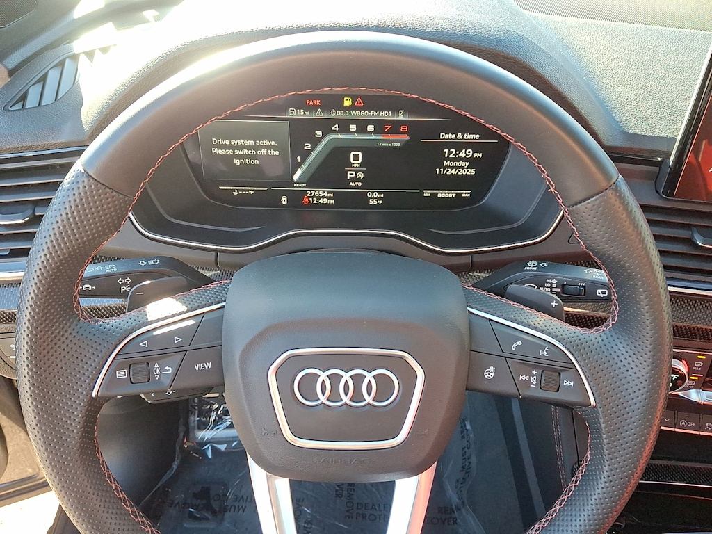 Thumbnail: 2023 Audi SQ5 - 2