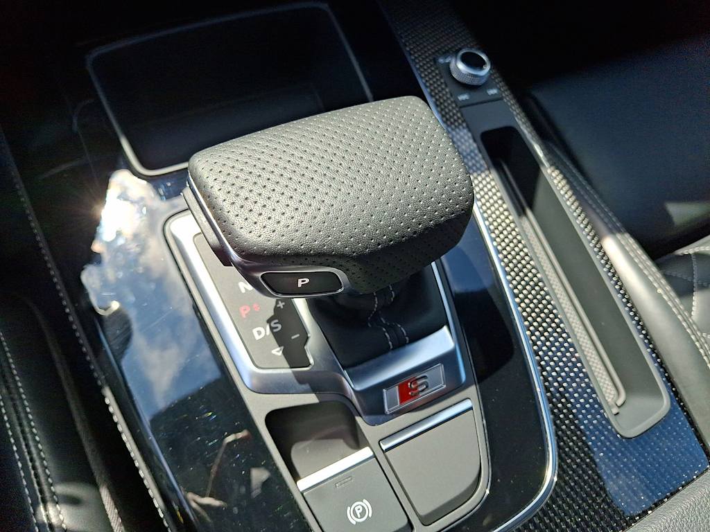 Thumbnail: 2023 Audi SQ5 - 15