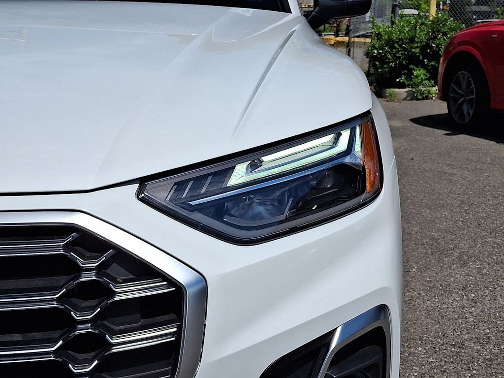 Thumbnail: 2023 Audi SQ5 - 34
